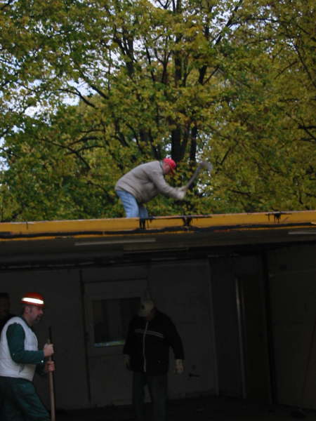 2002